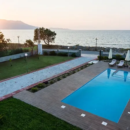 Niovi Seaside *